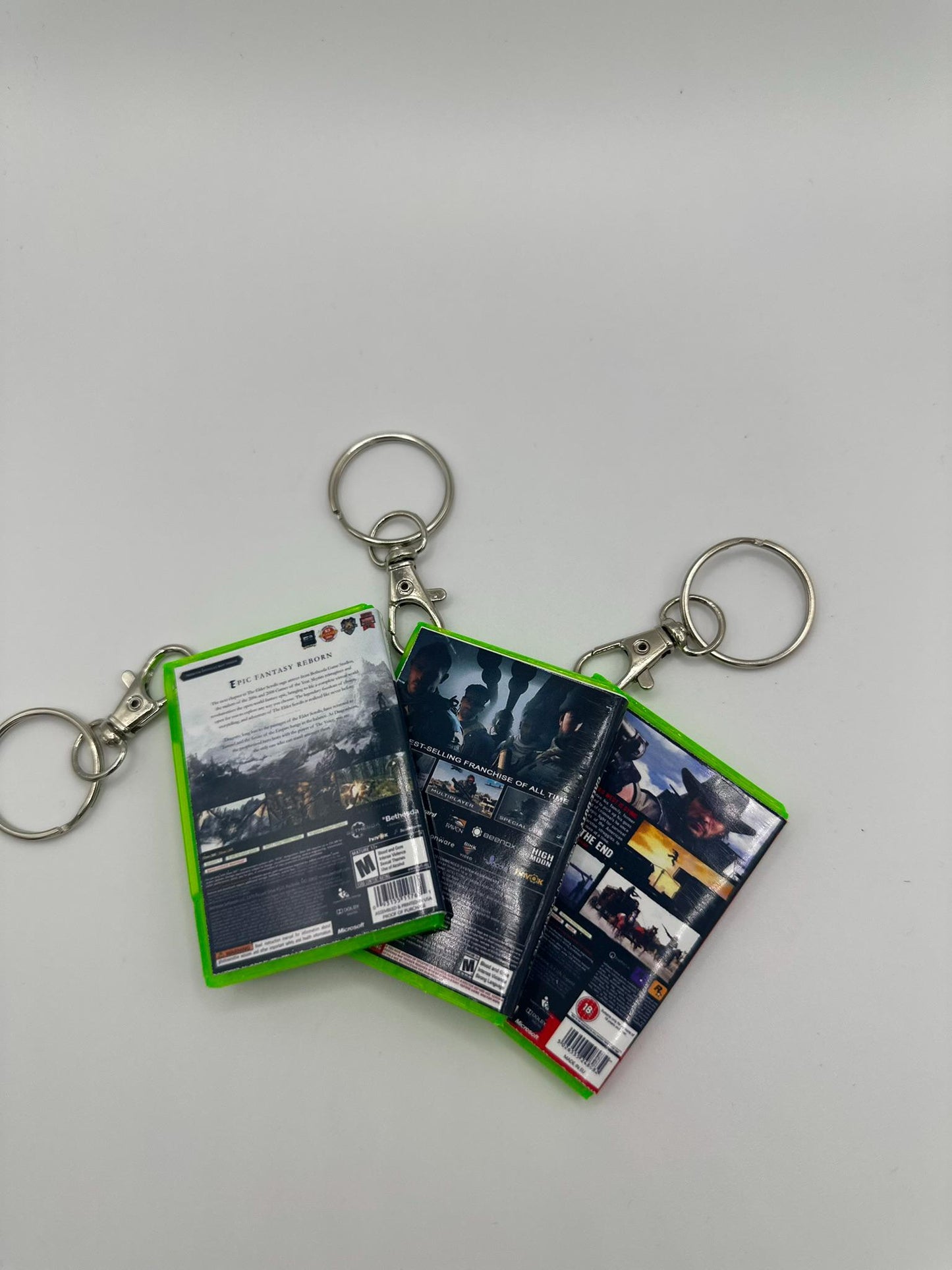 🎮 Personalised Mini Xbox 360 / Xbox One Game Case Keyring - Pick your Favourite Games!